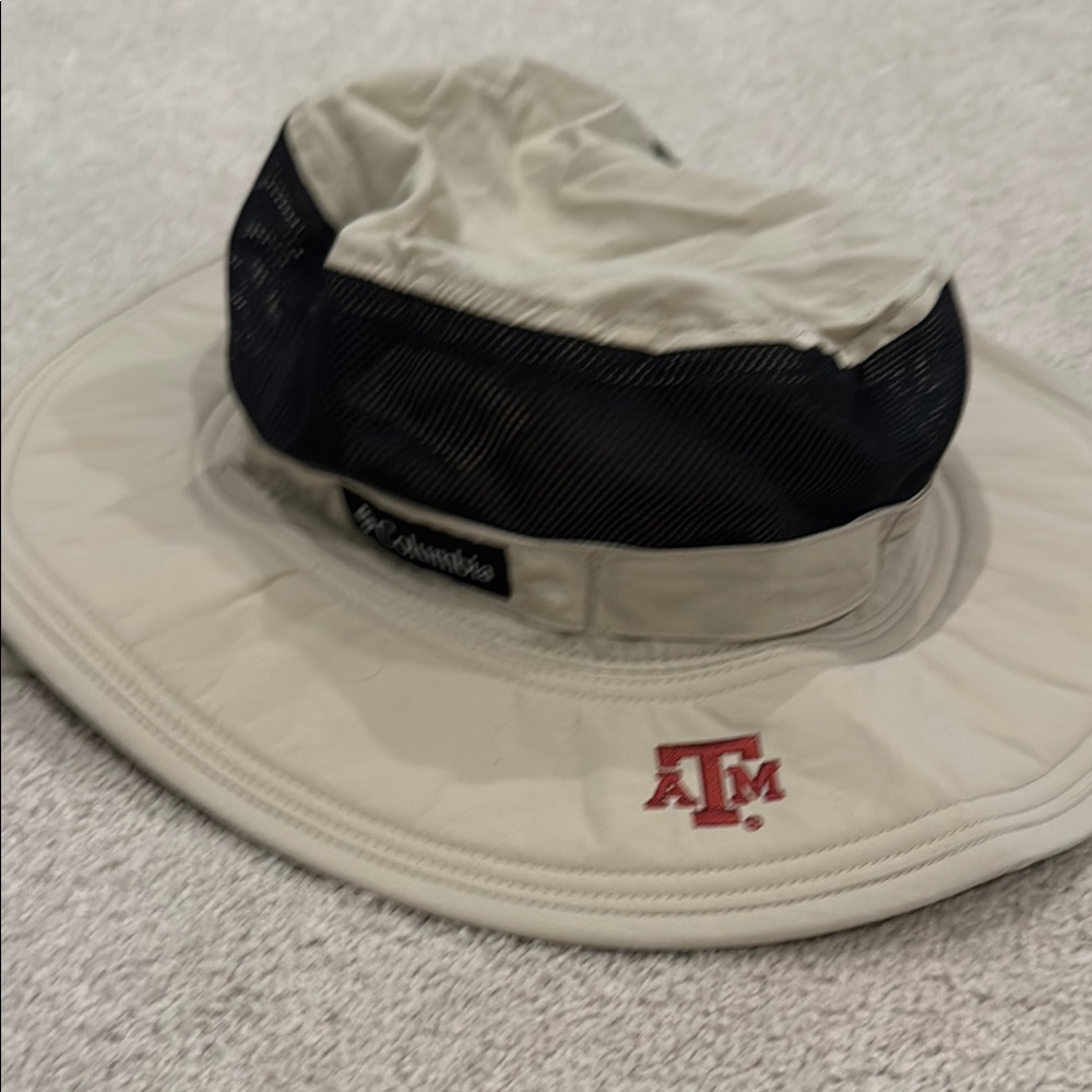 Columbia Texas A&M Beige and Black Fishing Hat